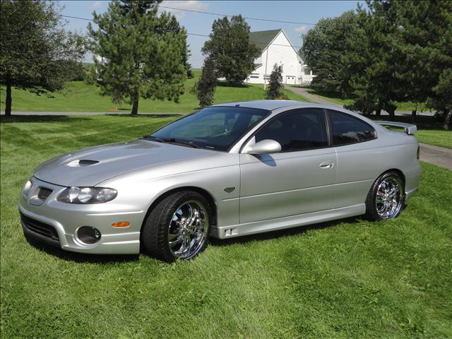 2005 Pontiac GTO Unknown