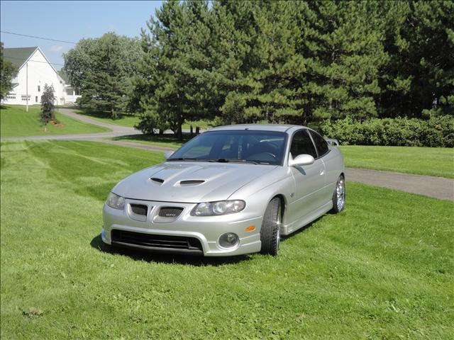 2005 Pontiac GTO Unknown