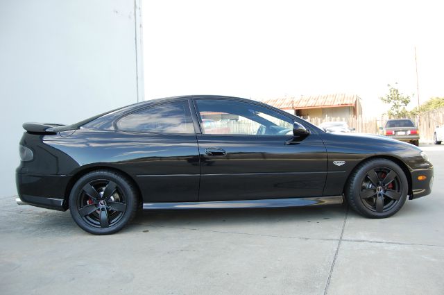 2005 Pontiac GTO GT Premium