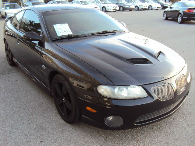 2005 Pontiac GTO GT Premium