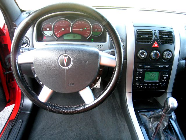2005 Pontiac GTO 4WD 4dr SUV H3X 4x4
