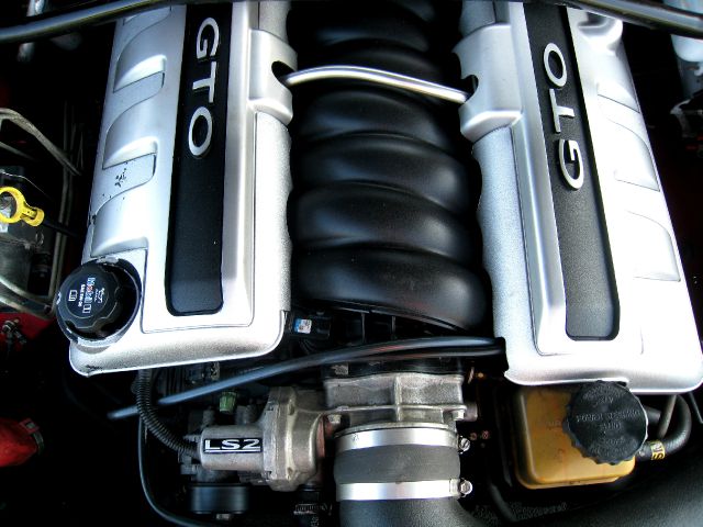 2005 Pontiac GTO 4WD 4dr SUV H3X 4x4