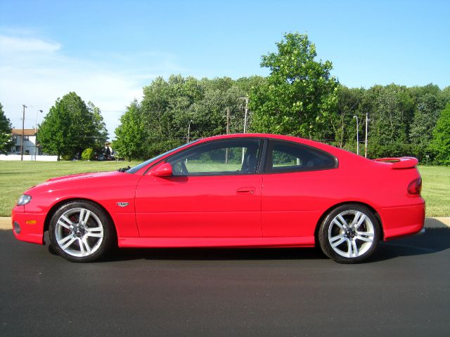 2005 Pontiac GTO 4WD 4dr SUV H3X 4x4