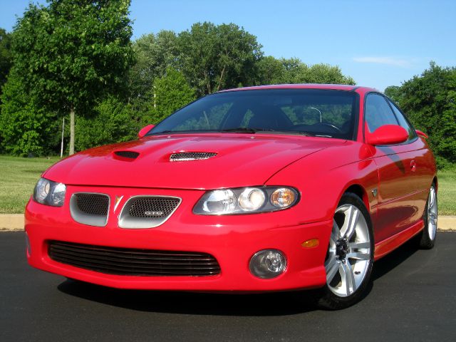 2005 Pontiac GTO 4WD 4dr SUV H3X 4x4