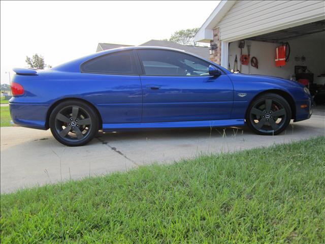 2005 Pontiac GTO Unknown