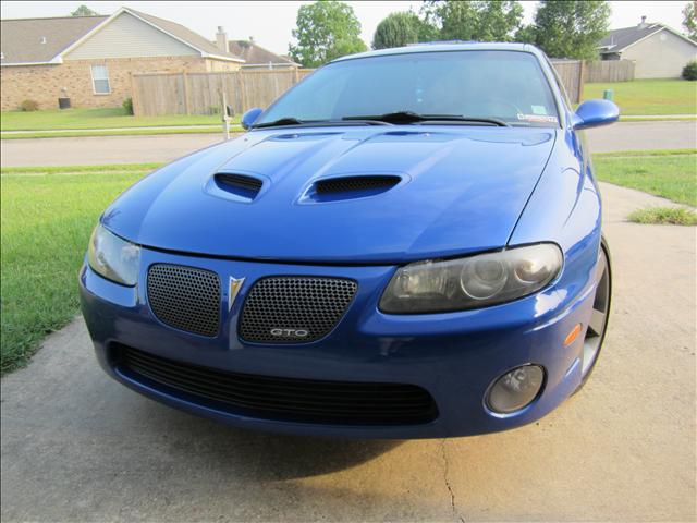 2005 Pontiac GTO Unknown