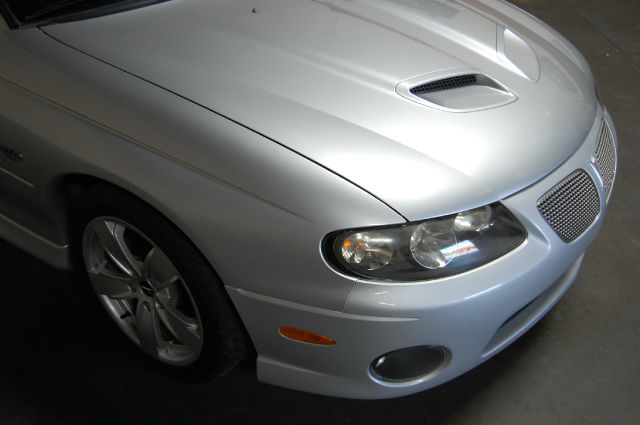 2006 Pontiac GTO GT Premium