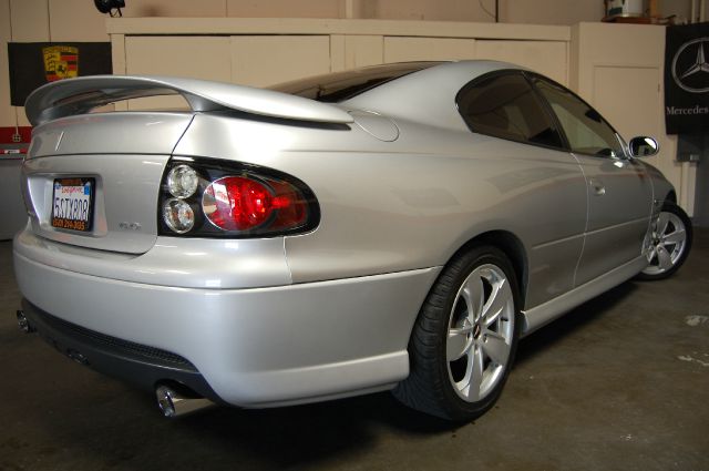 2006 Pontiac GTO GT Premium