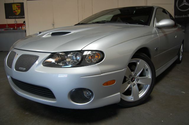 2006 Pontiac GTO GT Premium