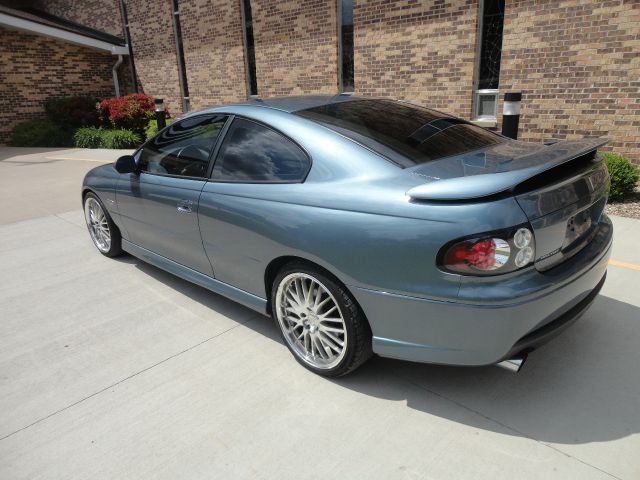 2006 Pontiac GTO GT Premium