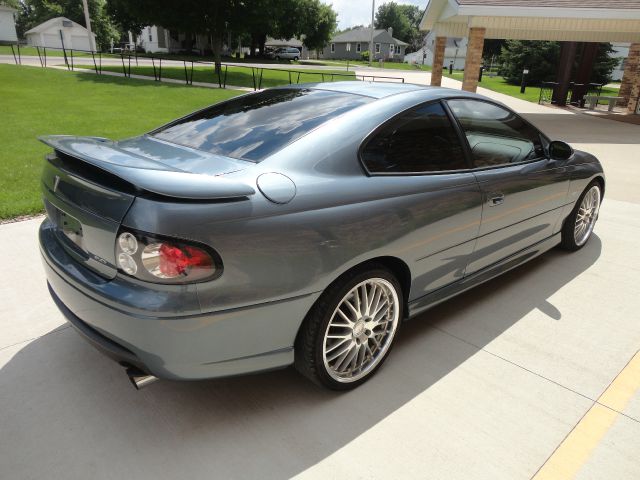 2006 Pontiac GTO GT Premium