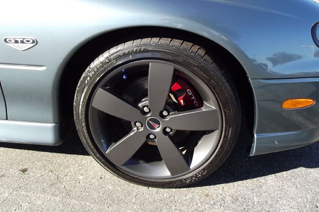 2006 Pontiac GTO GT Premium