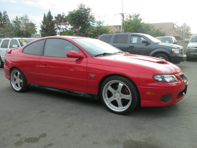 2006 Pontiac GTO GT Premium