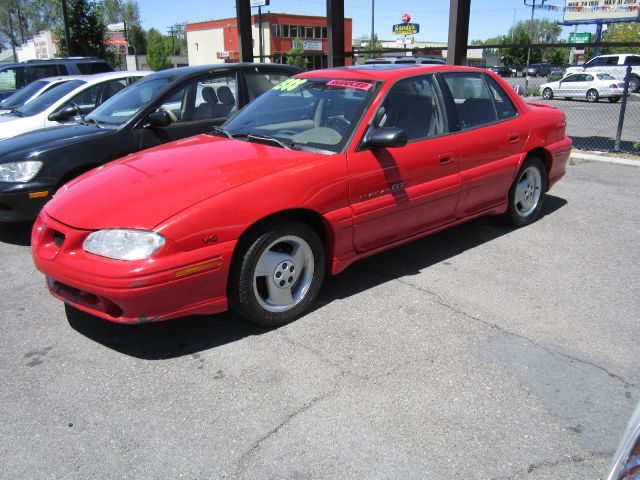 1996 Pontiac Grand Am XUV SLE 4WD