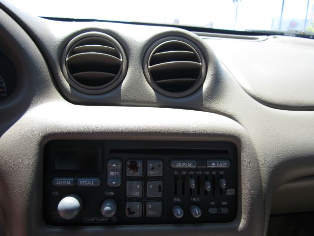 1996 Pontiac Grand Am XUV SLE 4WD