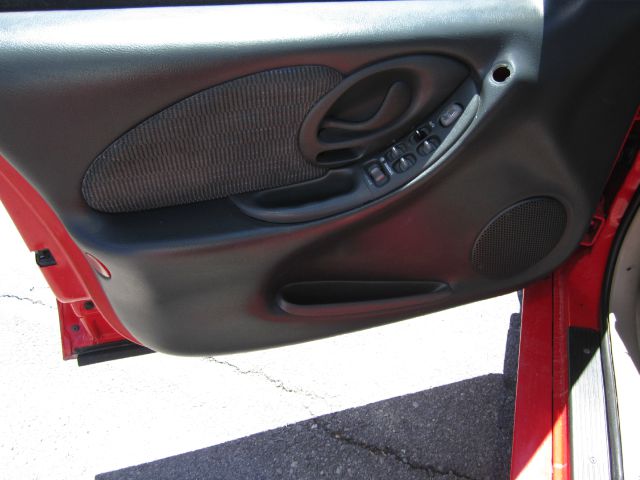 1996 Pontiac Grand Am XUV SLE 4WD