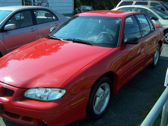 1997 Pontiac Grand Am XUV SLE 4WD