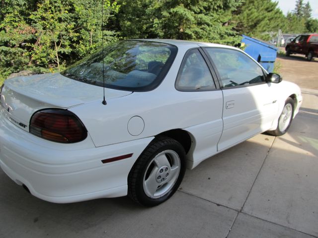 1997 Pontiac Grand Am Sportback LS