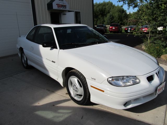 1997 Pontiac Grand Am Sportback LS