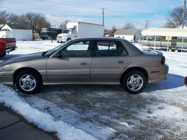 1997 Pontiac Grand Am SE
