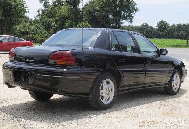 1997 Pontiac Grand Am Sport -5 Speed-stick-4x4