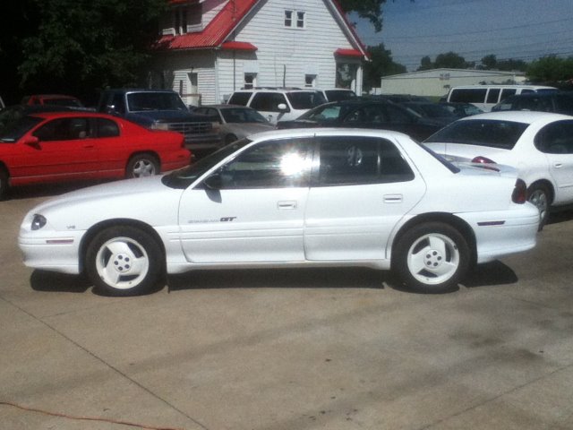 1998 Pontiac Grand Am XUV SLE 4WD