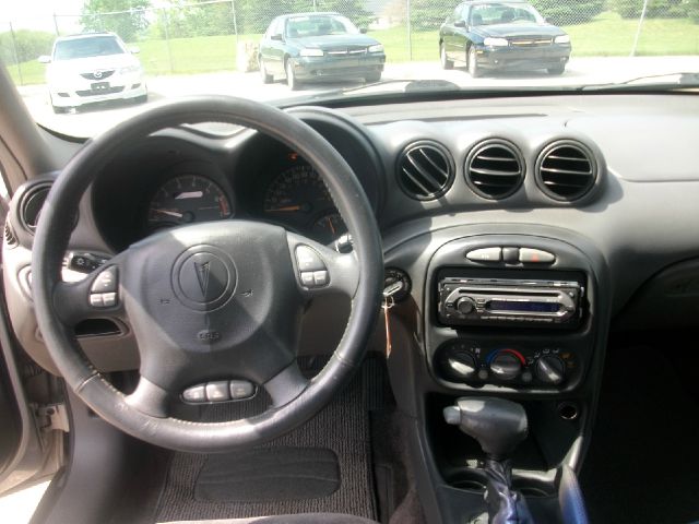 1999 Pontiac Grand Am 4dr Limited 4WD (natl)