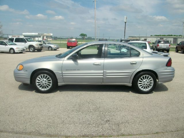 1999 Pontiac Grand Am 4dr Limited 4WD (natl)