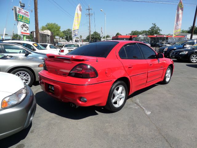 1999 Pontiac Grand Am XUV SLE 4WD