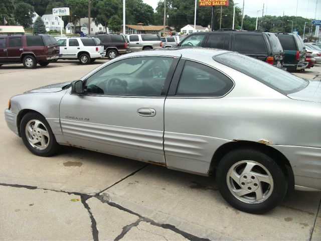 1999 Pontiac Grand Am 4dr Sdn SL Auto Sedan