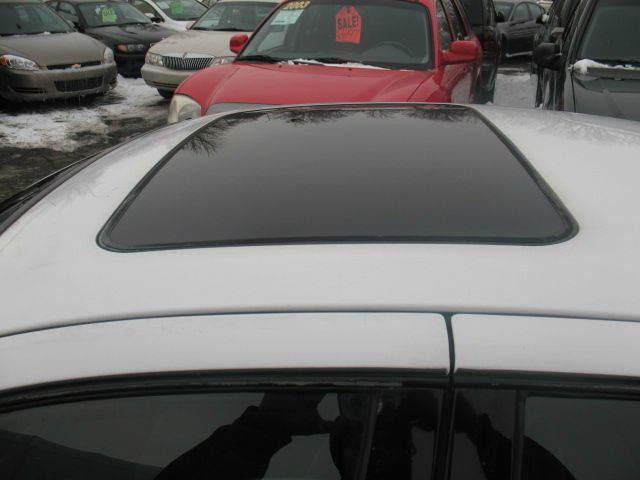 2000 Pontiac Grand Am XUV SLE 4WD