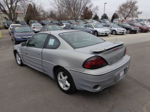 2000 Pontiac Grand Am Sportback LS