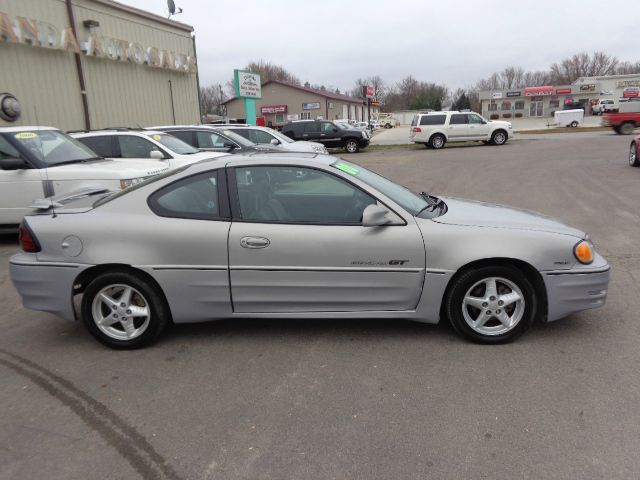 2000 Pontiac Grand Am Sportback LS