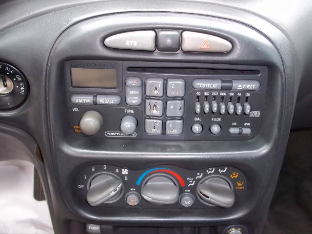 2000 Pontiac Grand Am Sportback LS