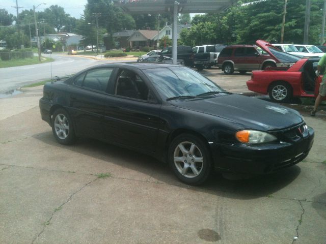 2000 Pontiac Grand Am XUV SLE 4WD
