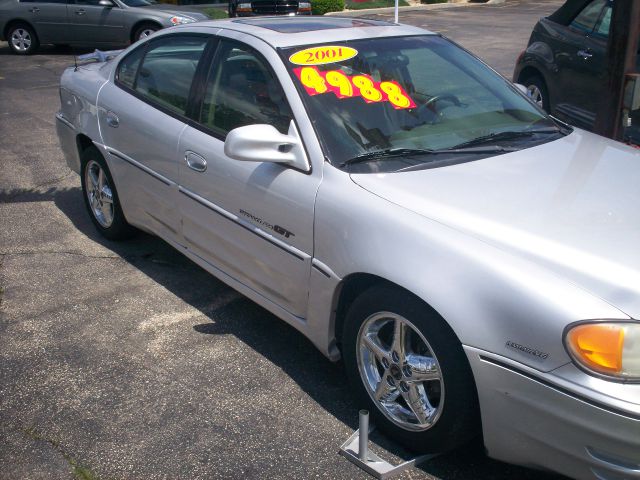 2001 Pontiac Grand Am XUV SLE 4WD