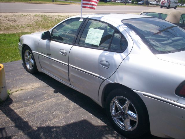 2001 Pontiac Grand Am XUV SLE 4WD