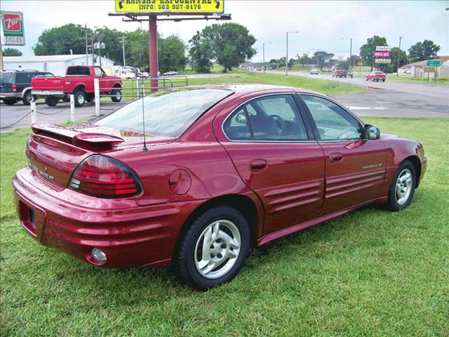 2001 Pontiac Grand Am 4WD Supercrew Styleside 5-1/2 Ft Box XLT