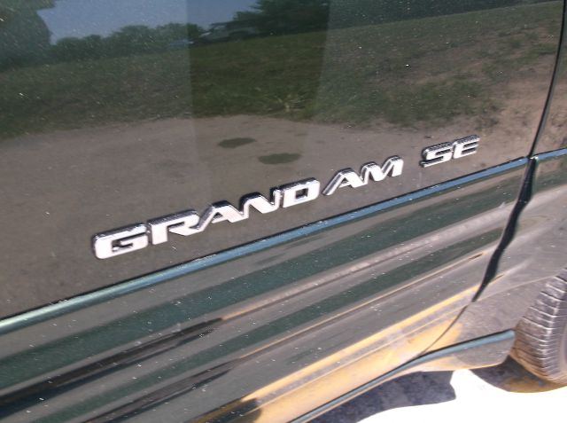 2001 Pontiac Grand Am Sport -5 Speed-stick-4x4