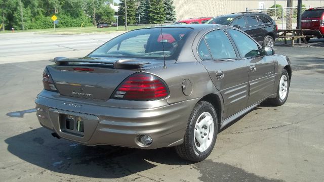 2001 Pontiac Grand Am Sport -5 Speed-stick-4x4