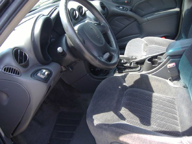 2001 Pontiac Grand Am XUV SLE 4WD