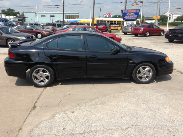 2002 Pontiac Grand Am XUV SLE 4WD
