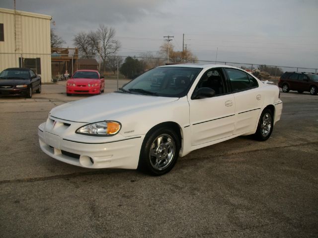 2002 Pontiac Grand Am XUV SLE 4WD