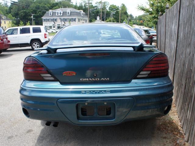2002 Pontiac Grand Am 4WD Supercrew Styleside 5-1/2 Ft Box XLT