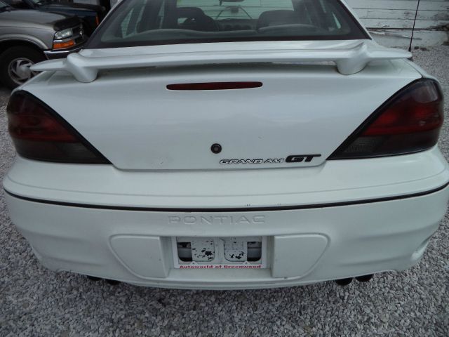 2002 Pontiac Grand Am XUV SLE 4WD