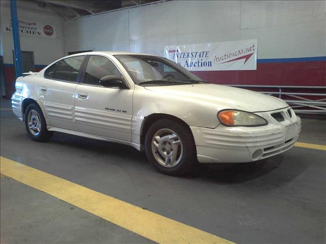 2002 Pontiac Grand Am 5D Sedan