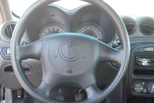 2002 Pontiac Grand Am 4dr Sdn SL Auto Sedan