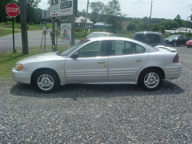 2002 Pontiac Grand Am Sport -5 Speed-stick-4x4