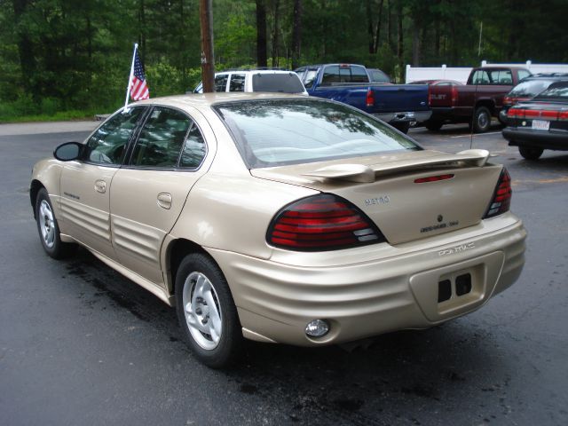 2002 Pontiac Grand Am Sport -5 Speed-stick-4x4