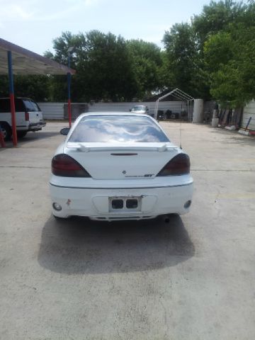 2002 Pontiac Grand Am XUV SLE 4WD